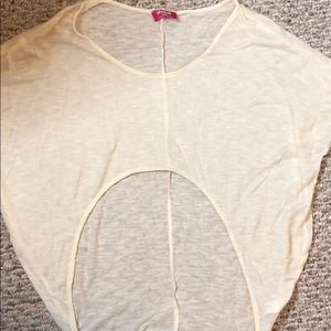 Shasa shirt with opening in front